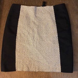 Cute black and white skirt.
